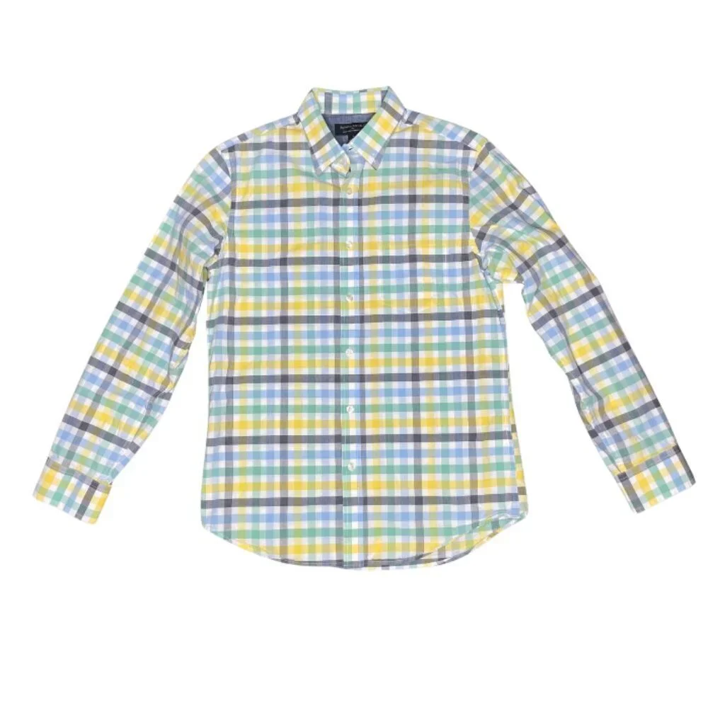 Banana Republic features vibrant